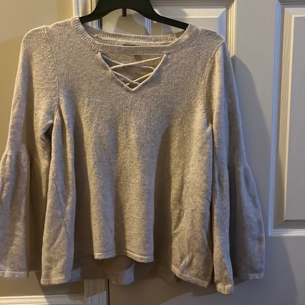 American eagle sweater